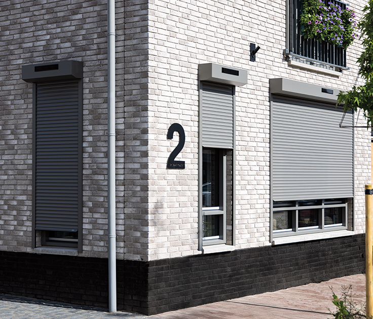 Moderne Rollladen von Rolladen Sen – Sicht- und Wärmeschutz für Fenster und Türen in hochwertiger Aluminium-Ausführung. Beispielhafte Darstellung.